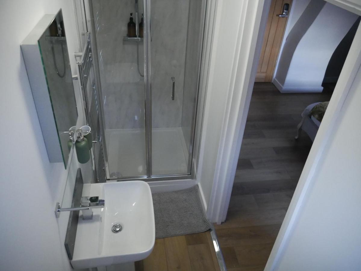 The Fox And Hounds Hotel Whittlebury Екстериор снимка